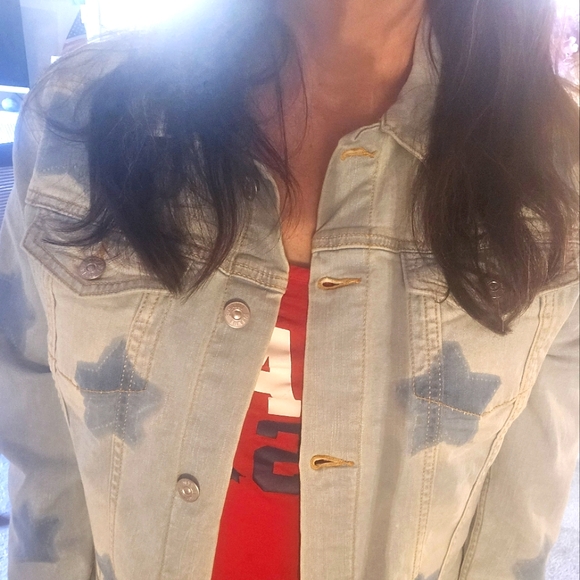 LuLaRoe Harvey  Denim Jean Crop Jacket - Blue with Stars - Patriotic - Picture 3 of 10